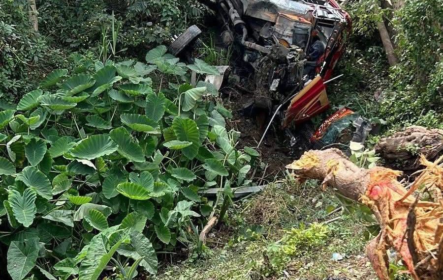 Un hombre borracho al volante.
