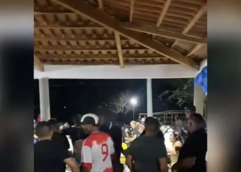Ataque durante una fiesta